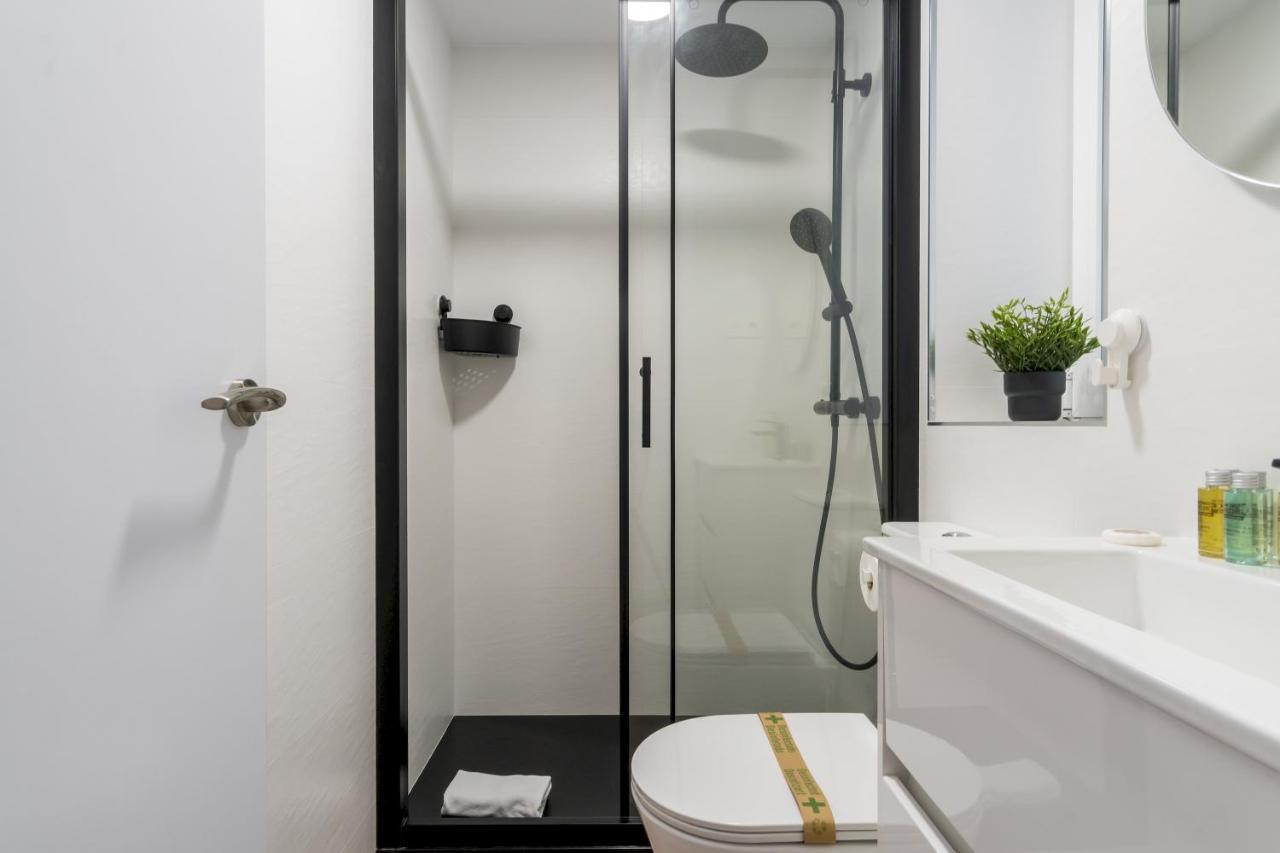 Modern And Cozy- 1 Bedroom 1 Bathroom -Lavapies Madri Exterior foto