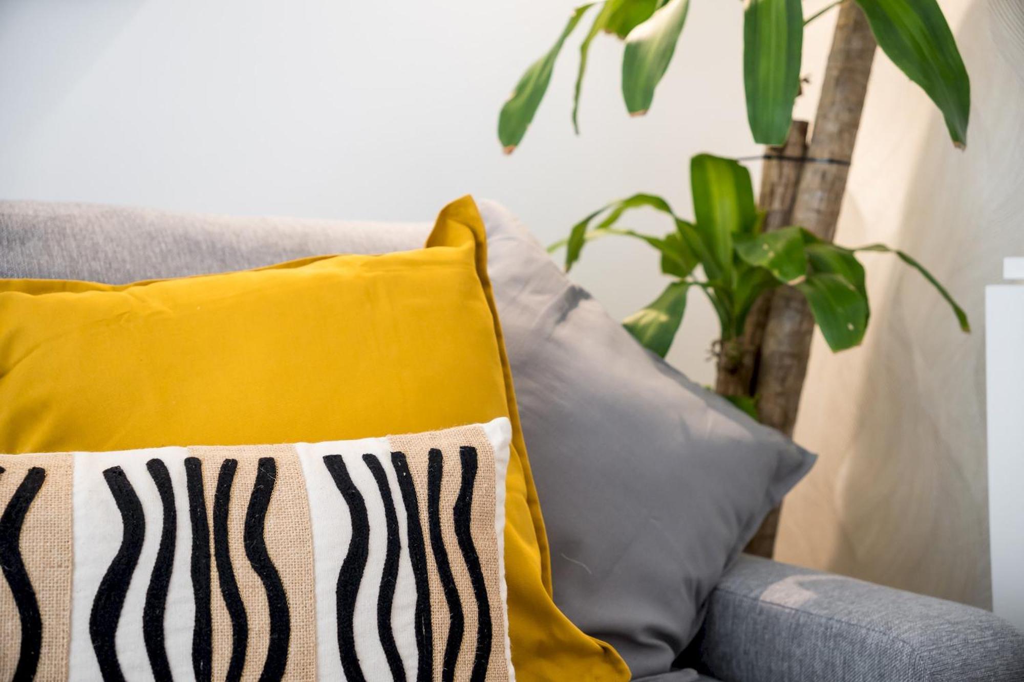 Modern And Cozy- 1 Bedroom 1 Bathroom -Lavapies Madri Exterior foto